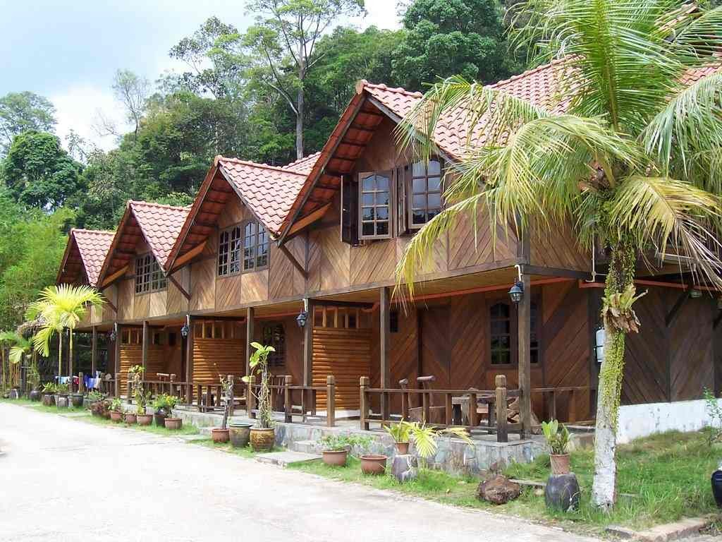 Kota Rainforest Resort