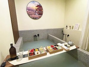 38c Onsen Spa Mount Austin Room